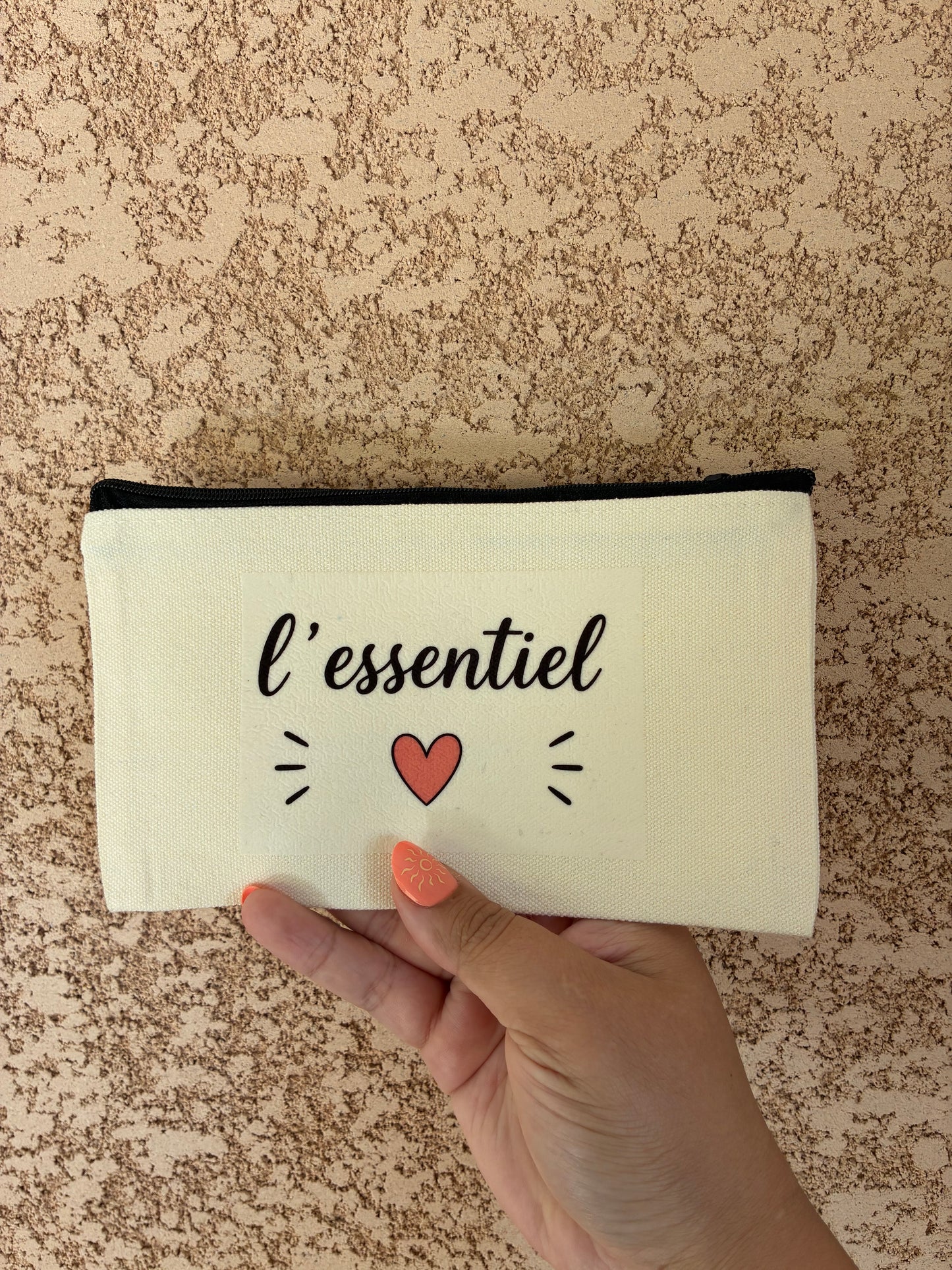 đ Pochette lâessentiel