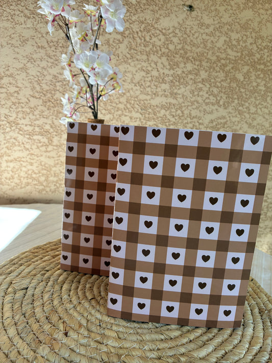 🤎 Cahier A5 – Cœurs chocolat