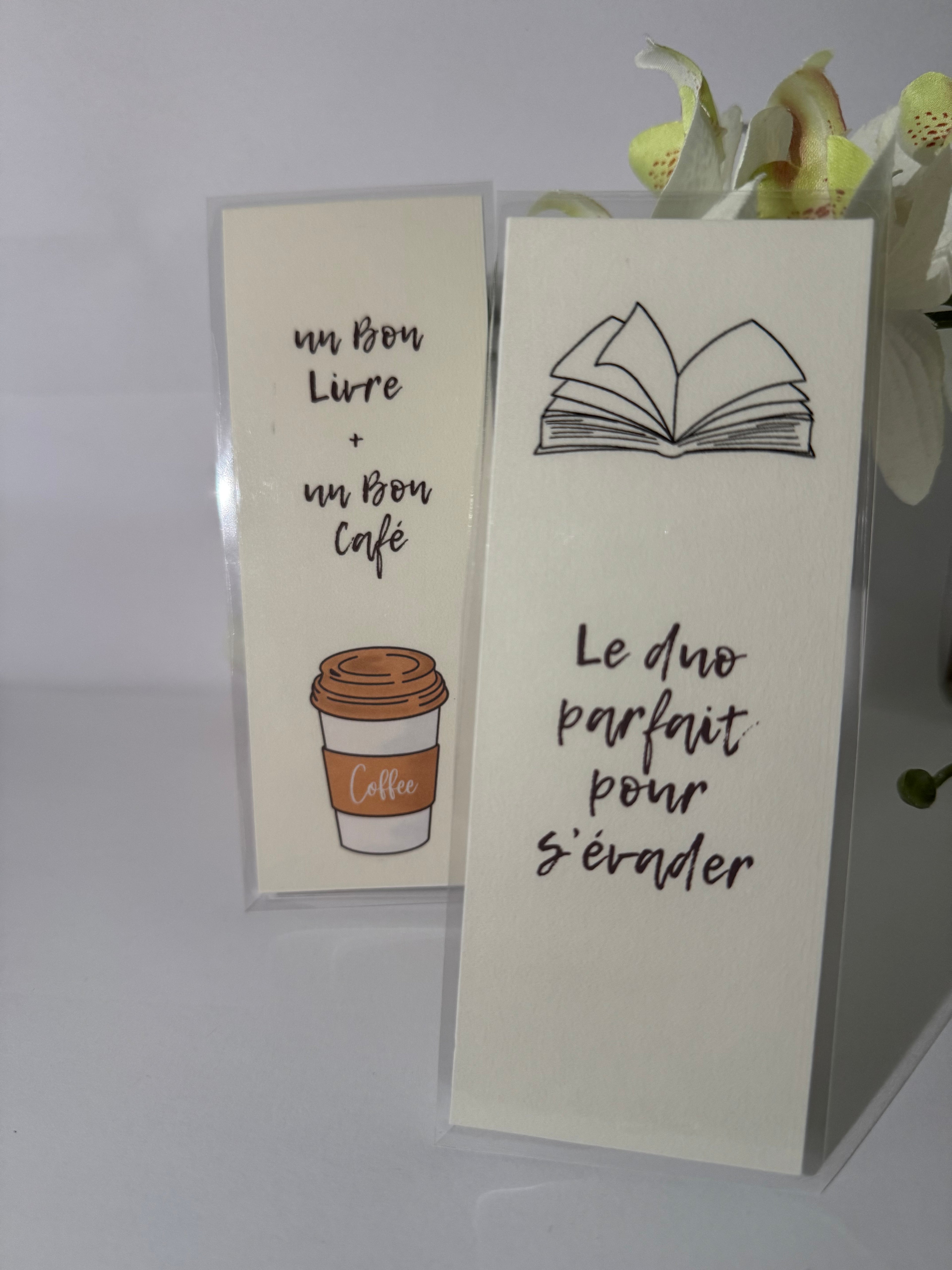 Marque-page recto-verso – “Un bon livre + un bon café